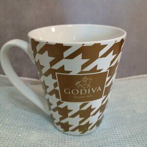2015 Godiva Chocolates 12oz Mug
